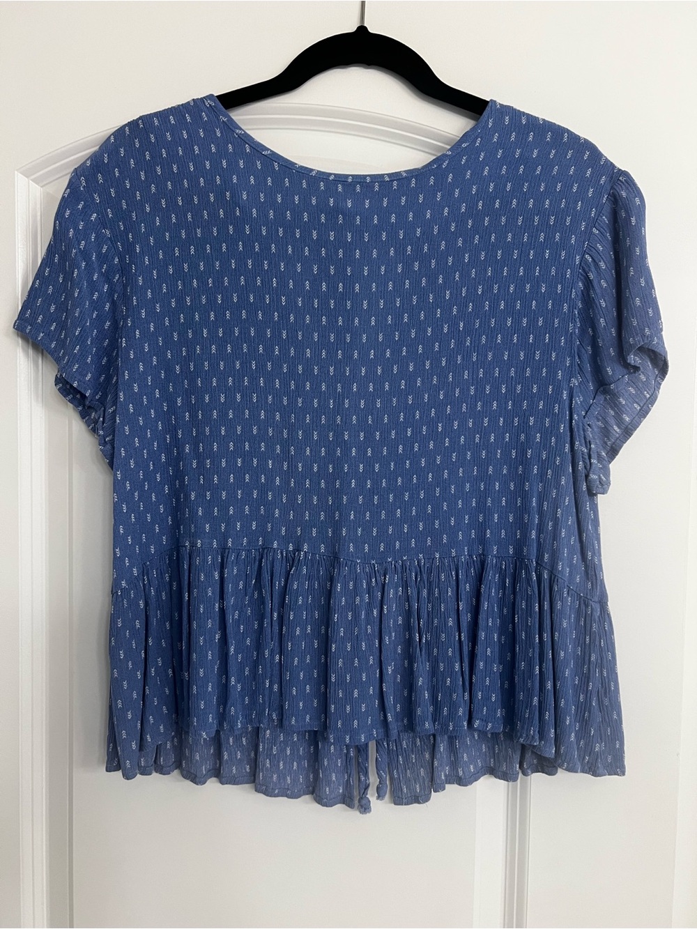 Altar'd State Blue Short-Sleeve Peplum Tunic with Micro Print